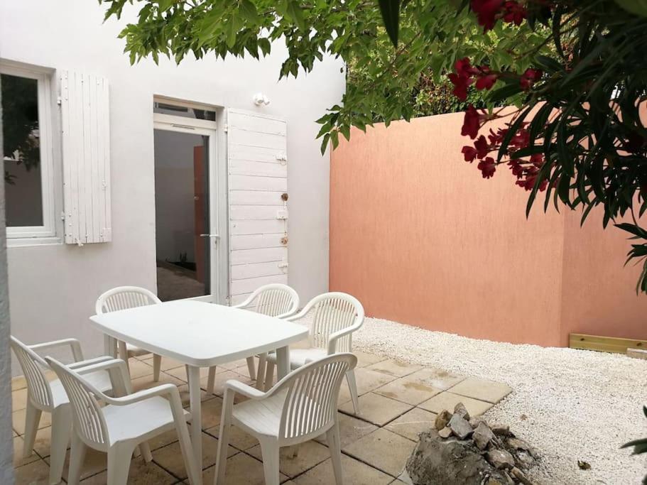 Villa Au Calme Avec Exterieur Et Parking Gratuit Aux Portes D'Aix Et Marseille Emplacement Ideal Εξωτερικό φωτογραφία